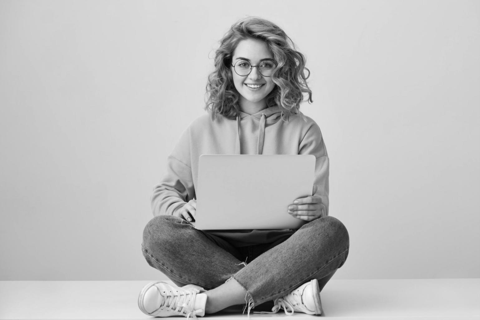 Equipo de cisuncaelilexoe trabajando en consultoría financiera personalizada